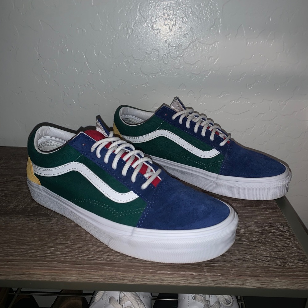 Vans Yatch Club - Picture 3 of 4